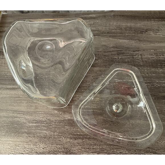 Vintage Refrigerator Glass Dish with Lid - Picture 8 of 9